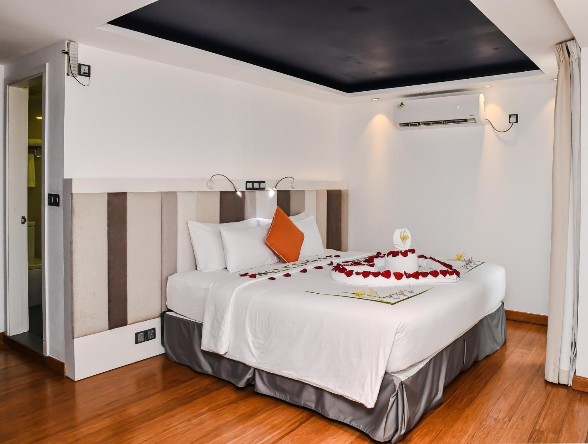 Beehive Premier Hotel Male Exterior foto